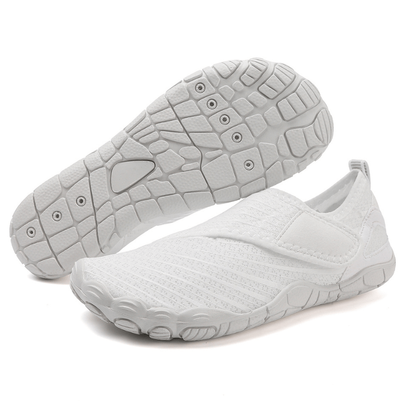 SOLYN | Slip-on shoe with mesh detailing