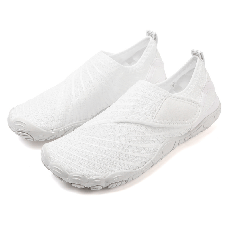 SOLYN | Slip-on trainer with mesh detailing