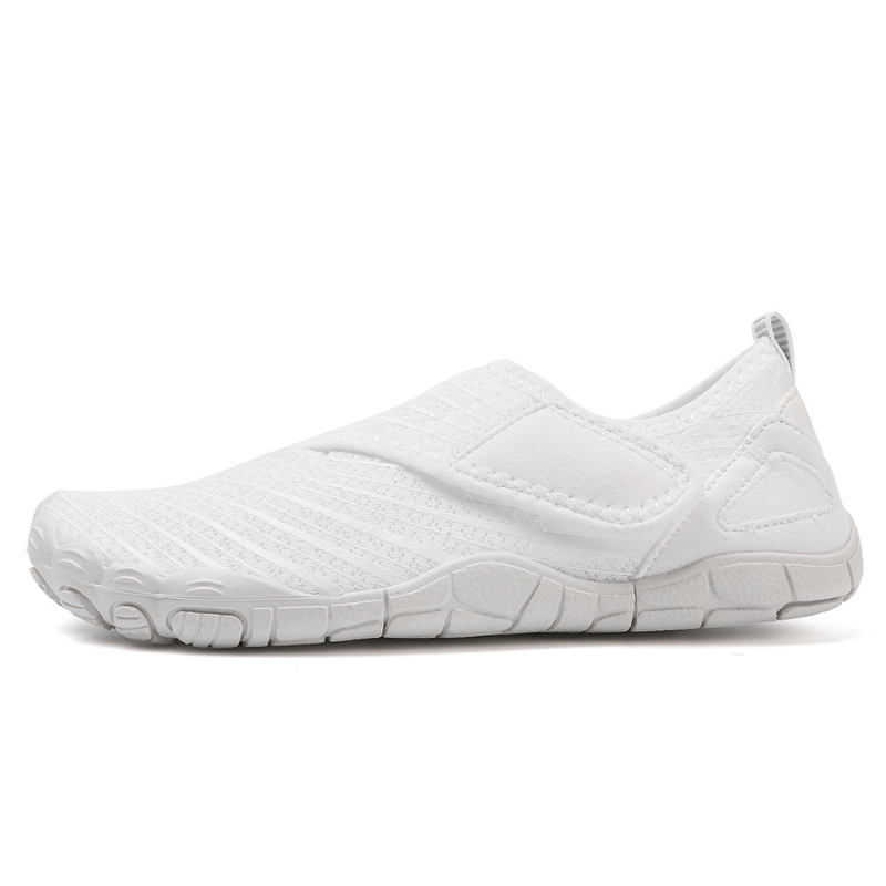 SOLYN | Slip-on shoe with mesh detailing