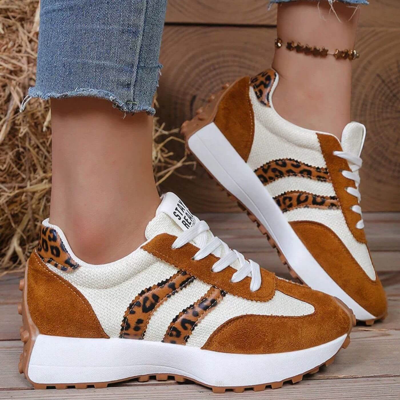 AVA | Lightweight comfort sneakers
