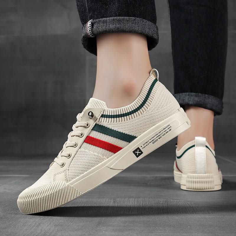 COOPER | Knit sneaker with striped detailing