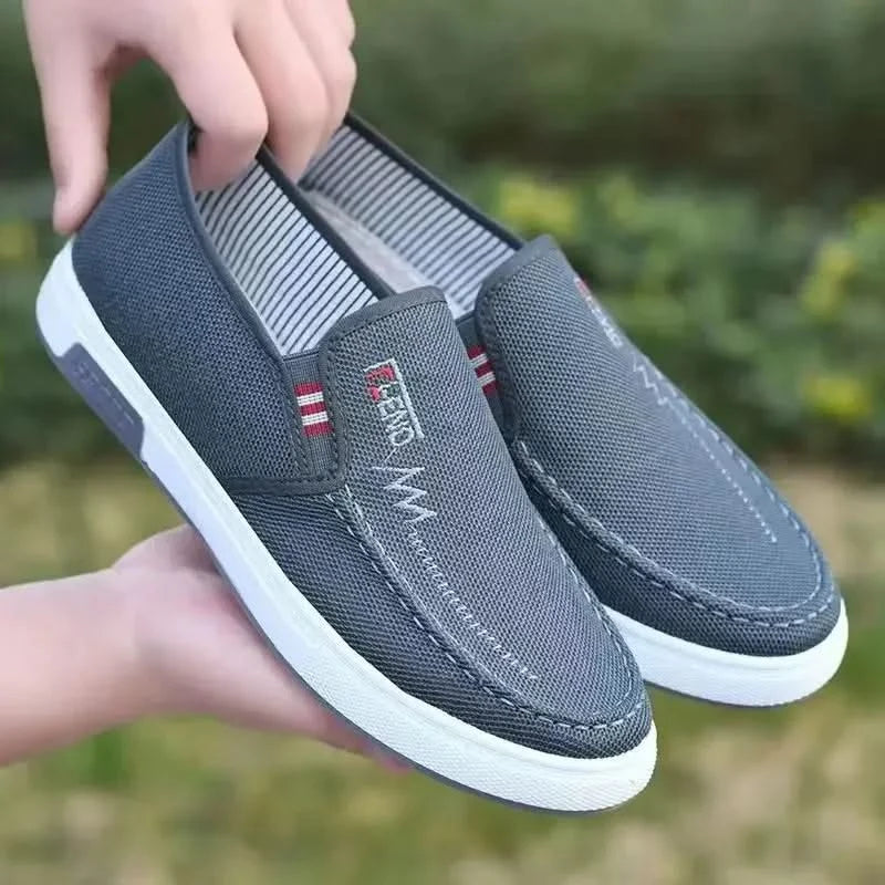 BROMLEY | Everyday trainers with non-slip sole