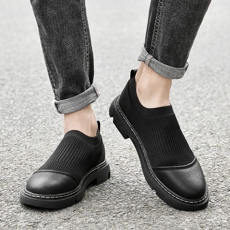 BLACKTHORNE | Mesh trainer with hand-finished detail