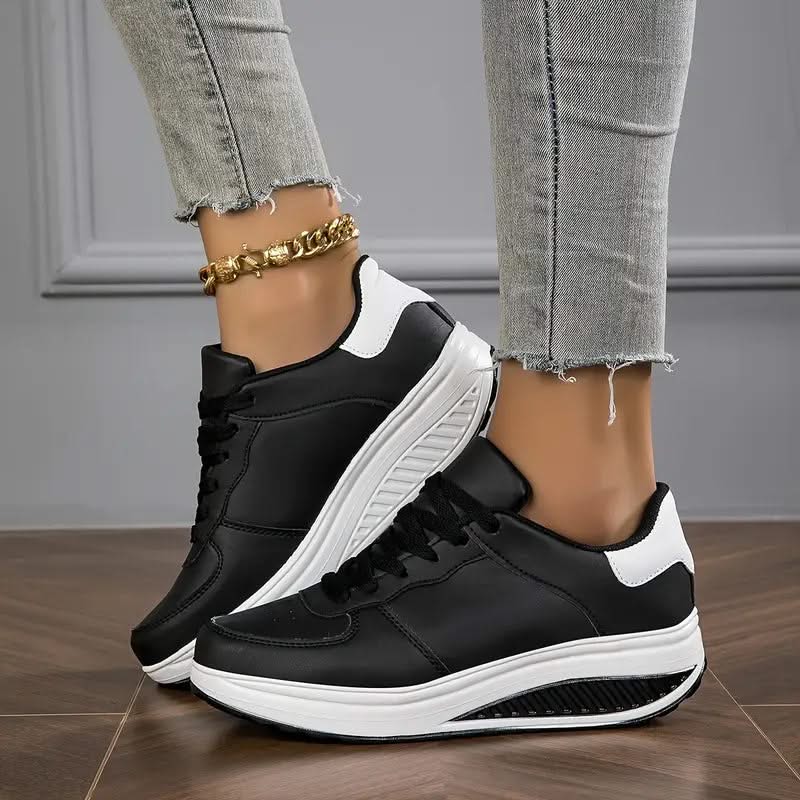 CHLOE | Platform lace-up sneakers
