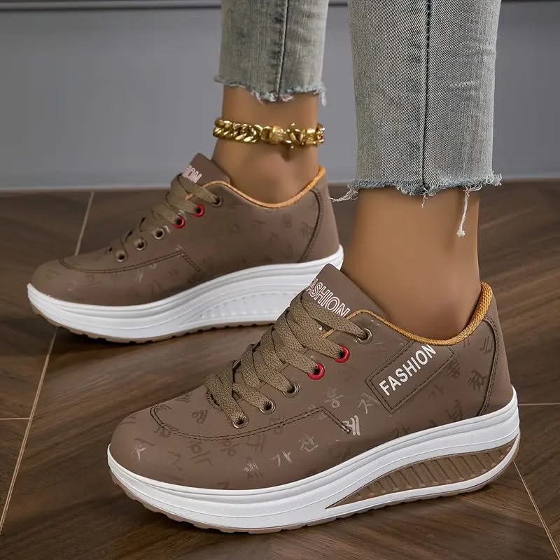CHLOE | Platform lace-up sneakers
