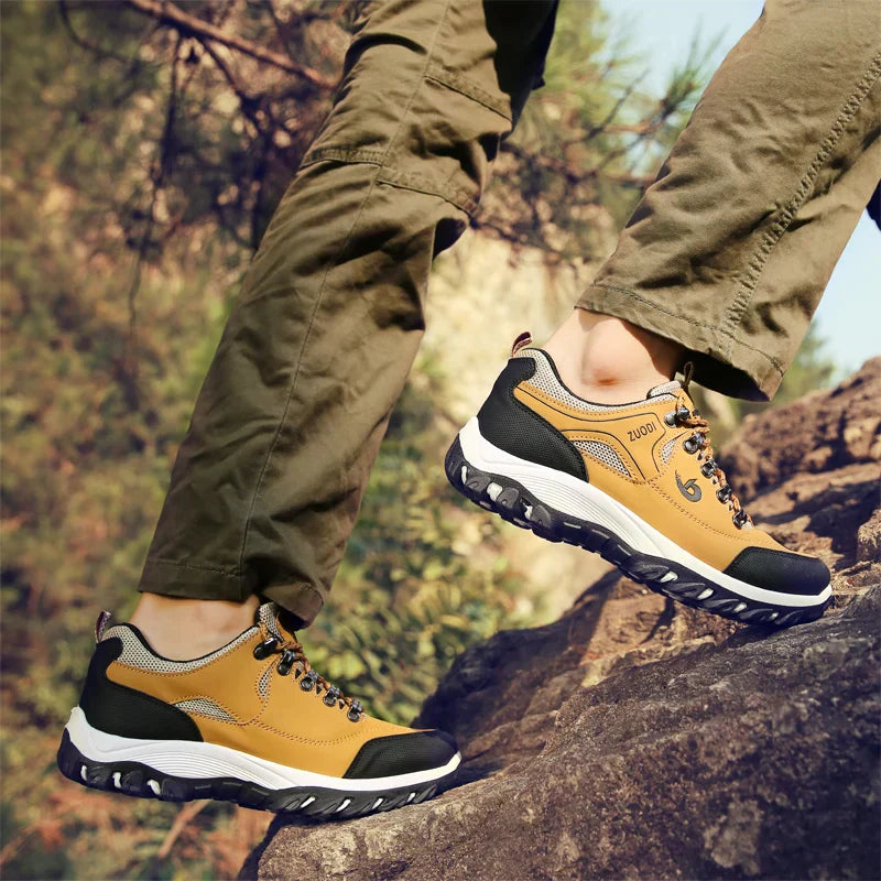IAN | Orthopedic walking shoe with arch support