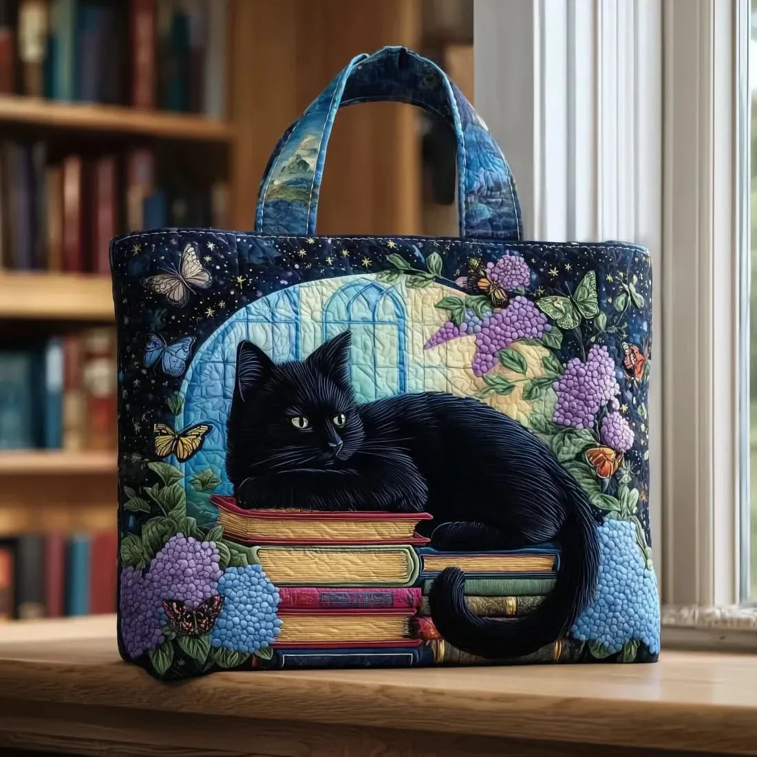 BELLADONNA | Padded tote bag with cat design