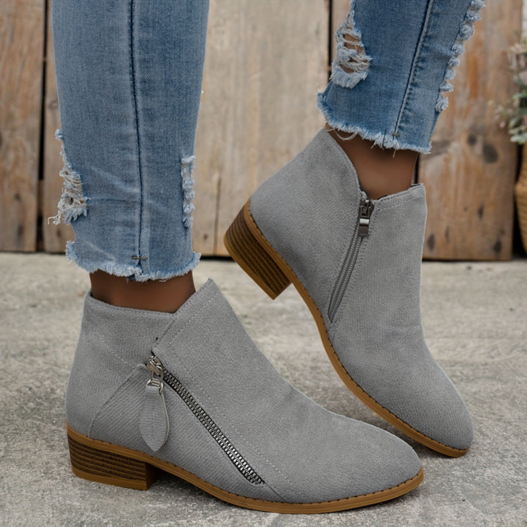 CALVERA | Boots with block heel