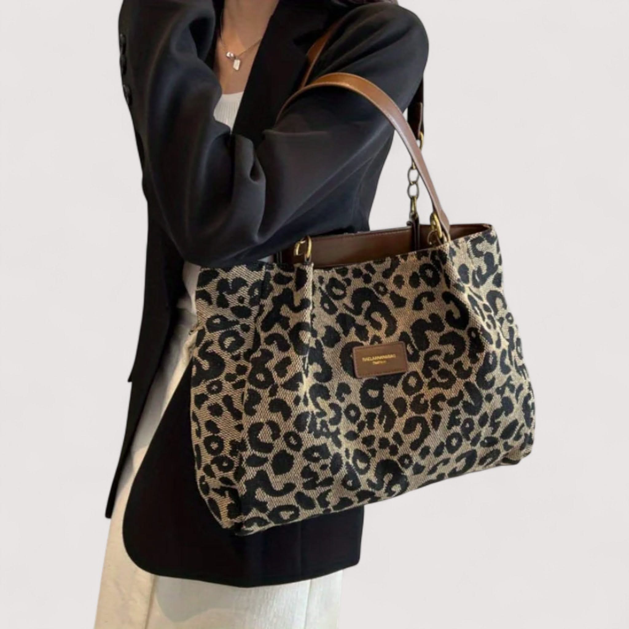 AGNES | Tote bag with leopard print