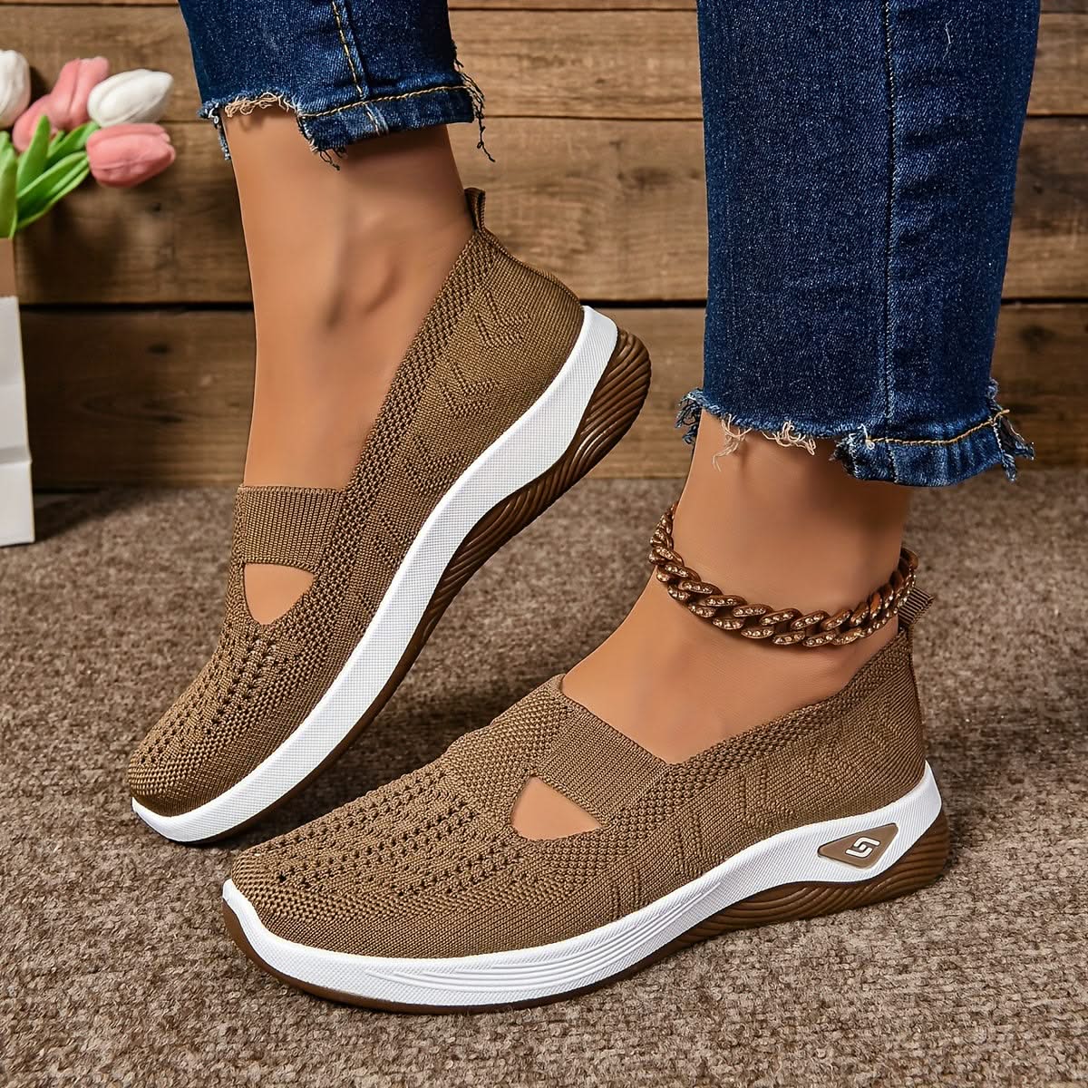 ELARA | Sneaker with orthopedic sole