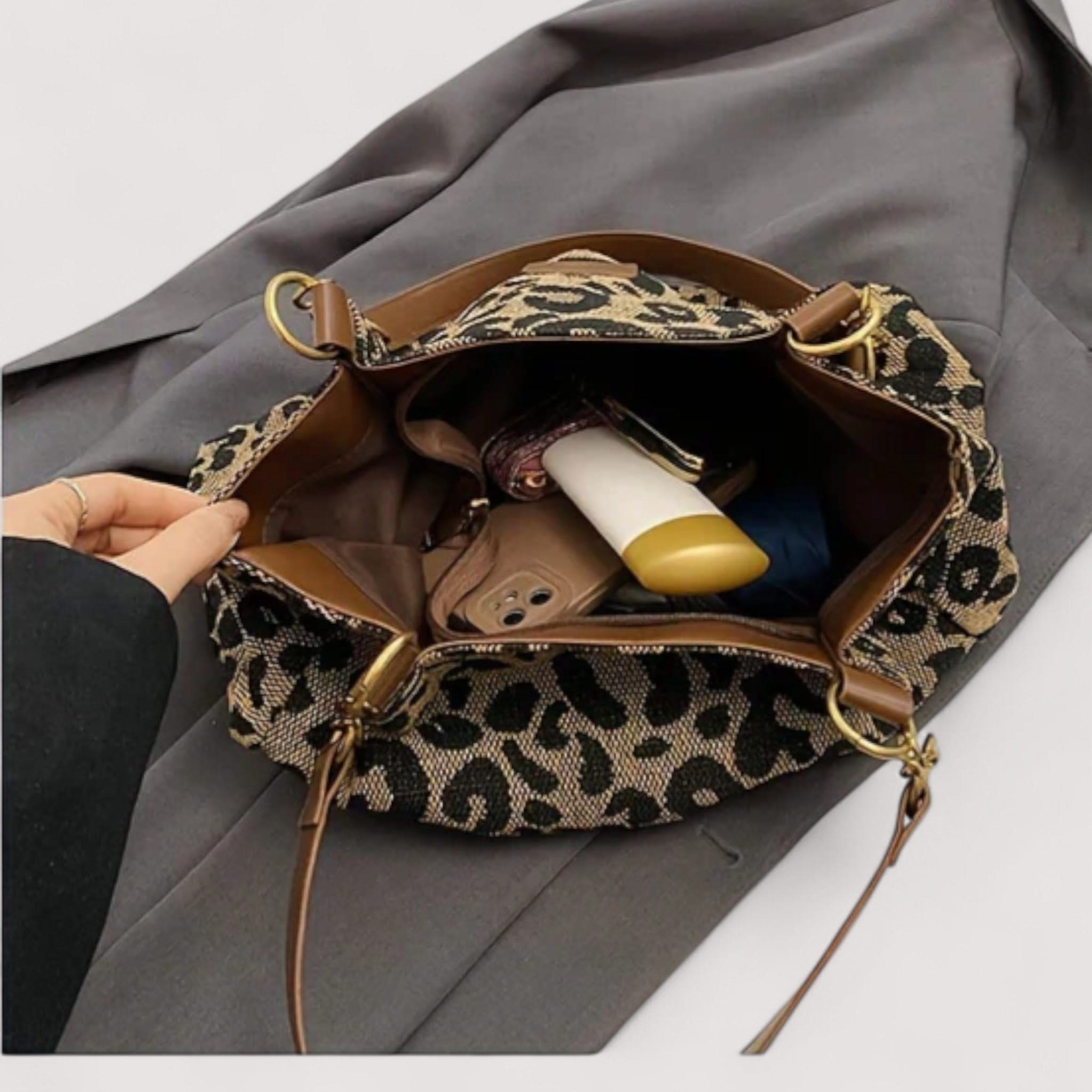 AGNES | Tote bag with leopard print