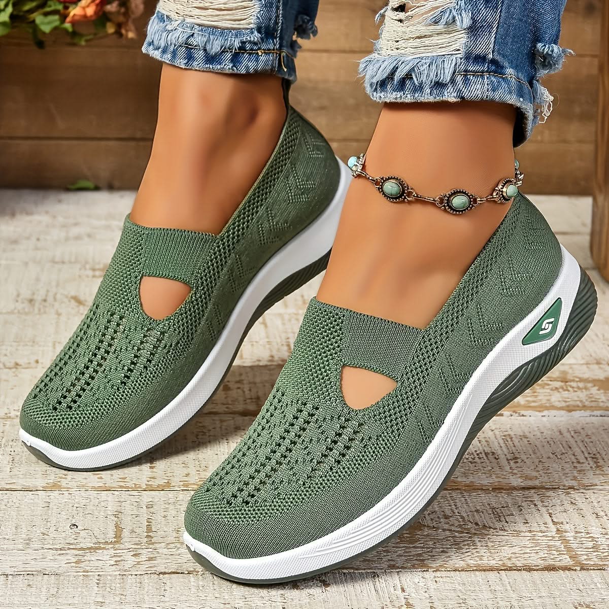 ELARA | Sneaker with orthopedic sole