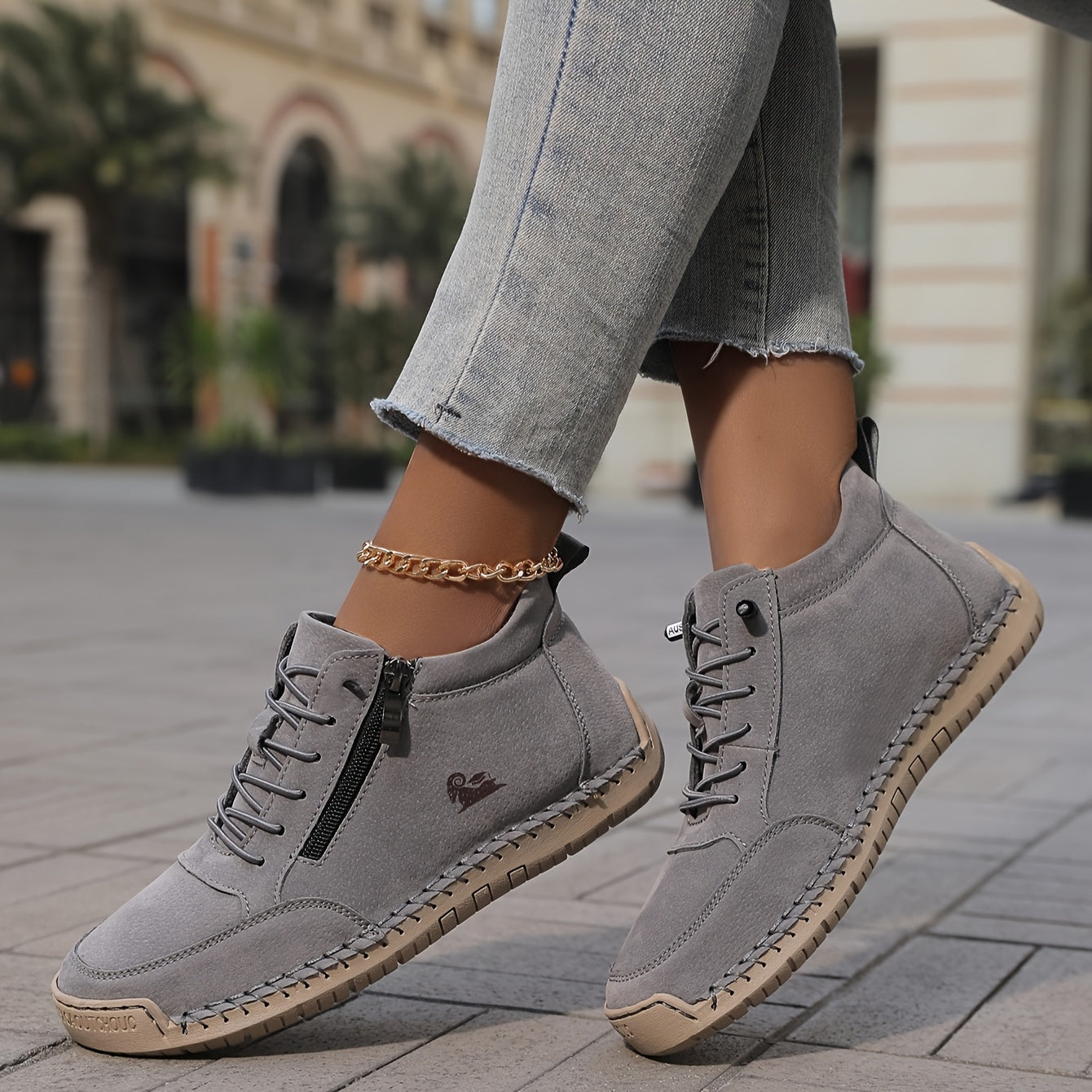 STELLA | Sneakers with ergonomic support sole