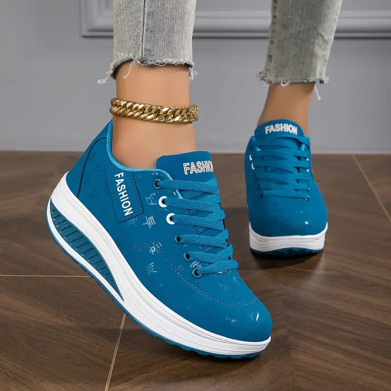 CHLOE | Platform lace-up sneakers