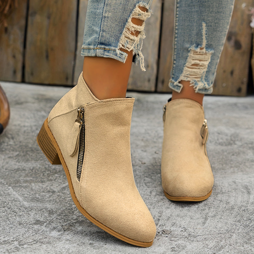 CALVERA | Boots with block heel