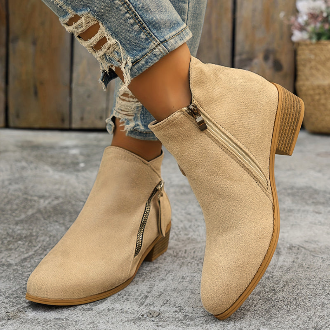 CALVERA | Boots with block heel