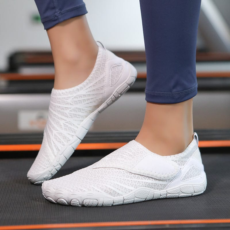 SOLYN | Slip-on trainer with mesh detailing