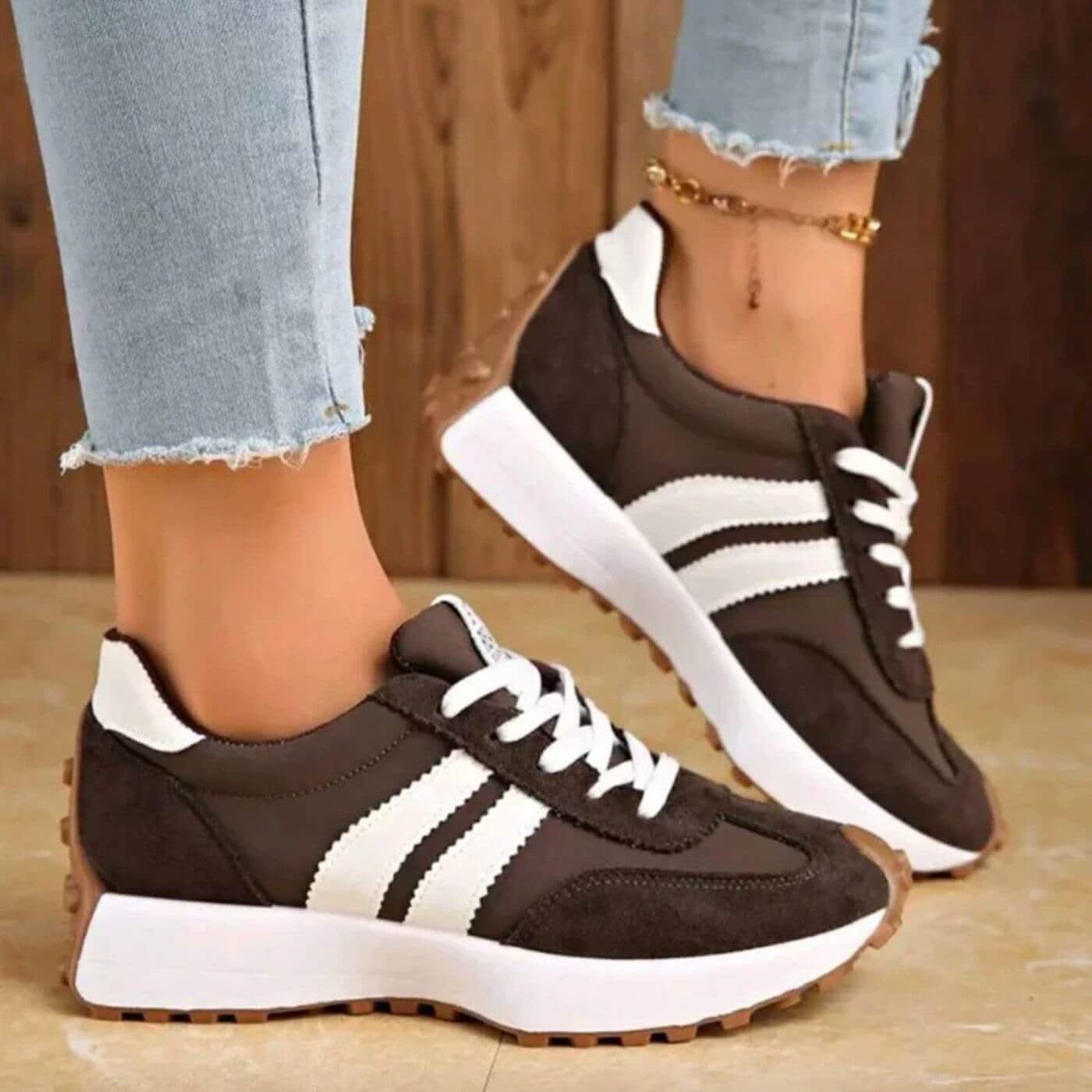 AVA | Lightweight comfort sneakers