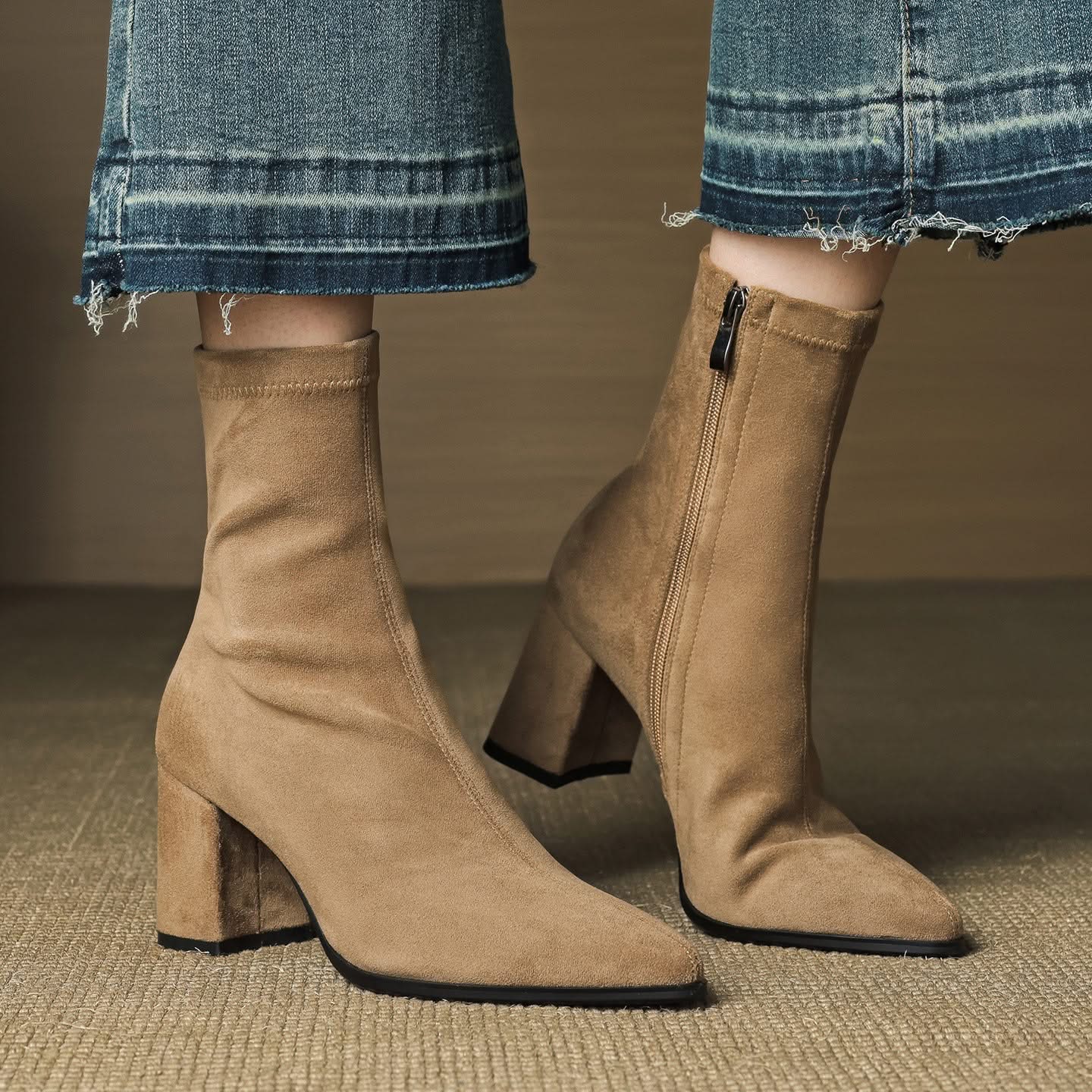 SIENNA | Ankle boots with block heel