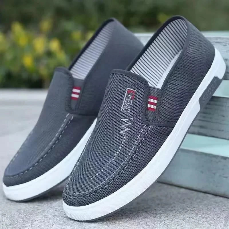 BROMLEY | Everyday trainers with non-slip sole
