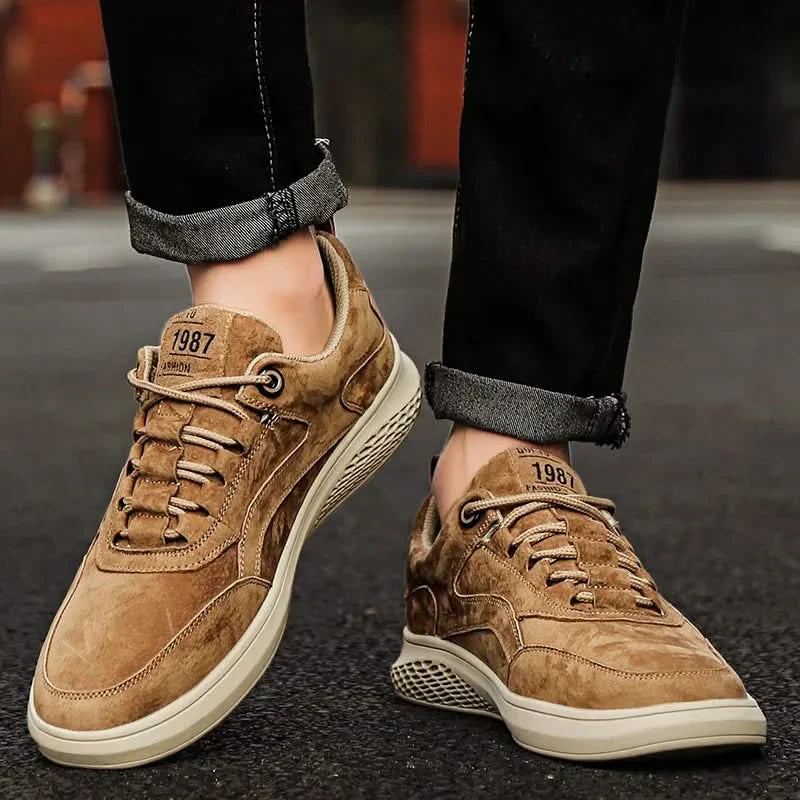 COLTON | Sneaker with suede upper