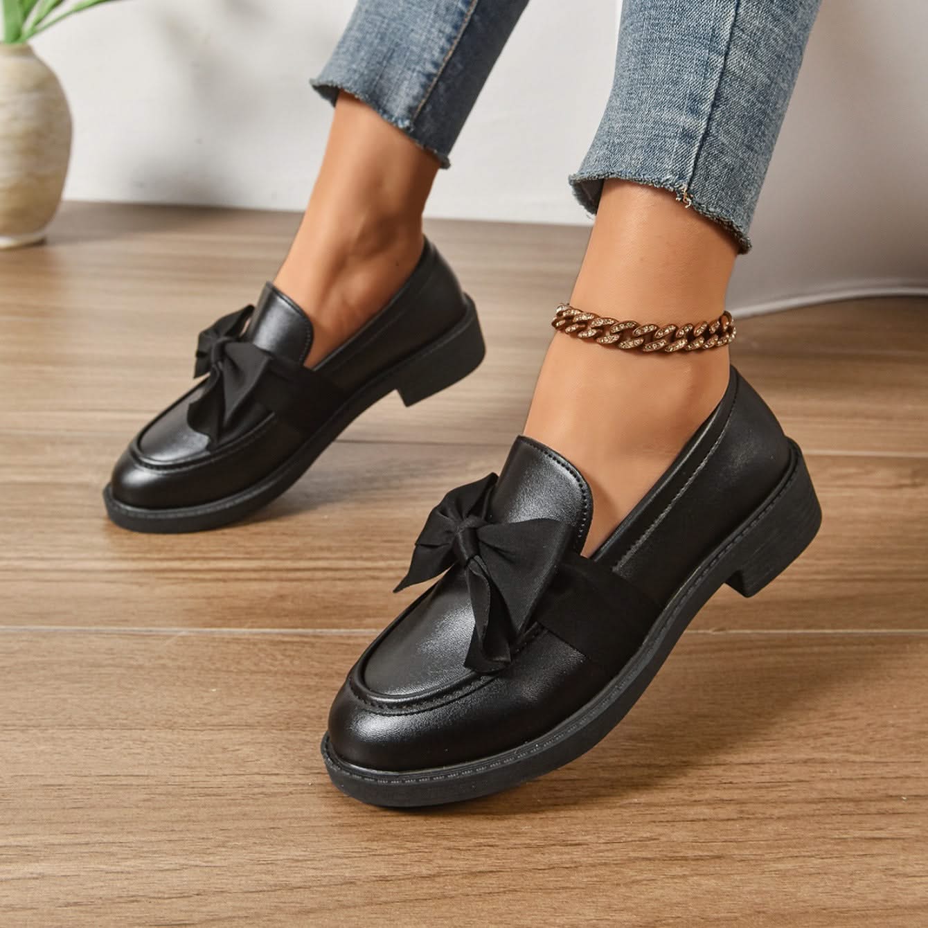 CALEYA | Slip-on loafers with bow detail