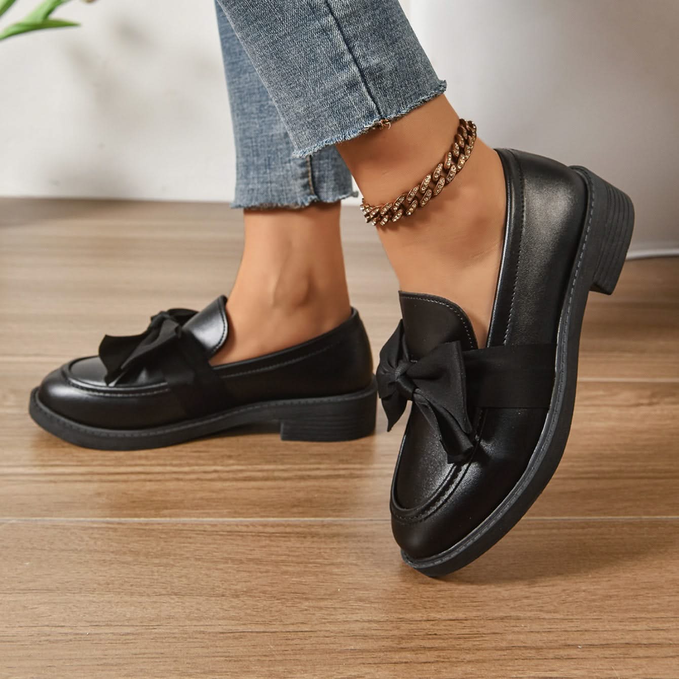 CALEYA | Slip-on loafers with bow detail