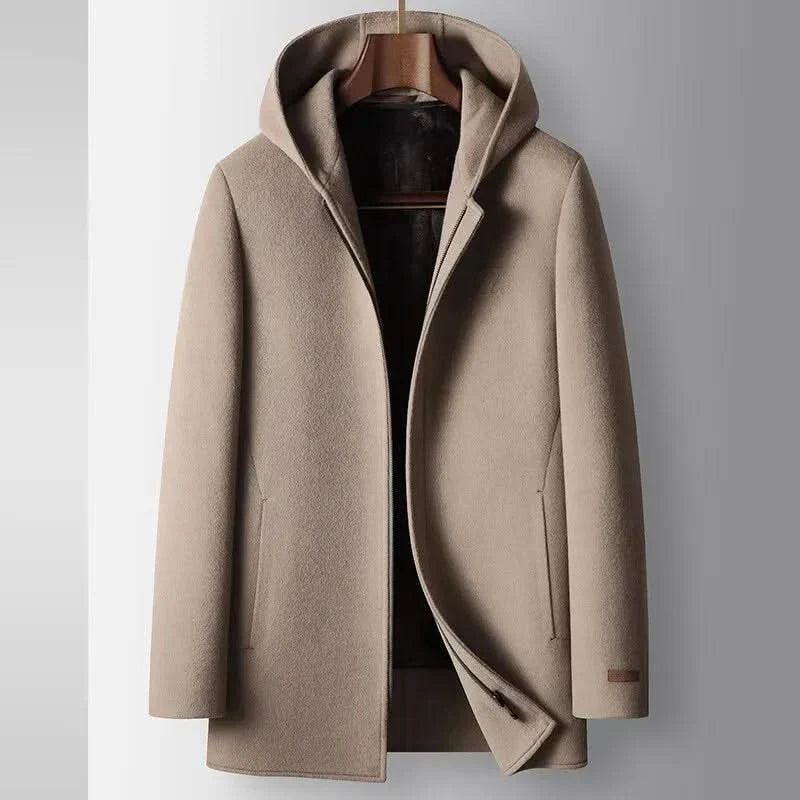 CALEB | Hooded coat in wool