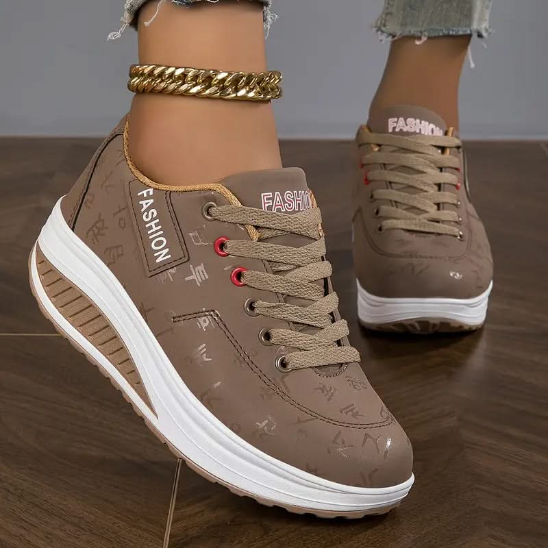CHLOE | Platform lace-up sneakers