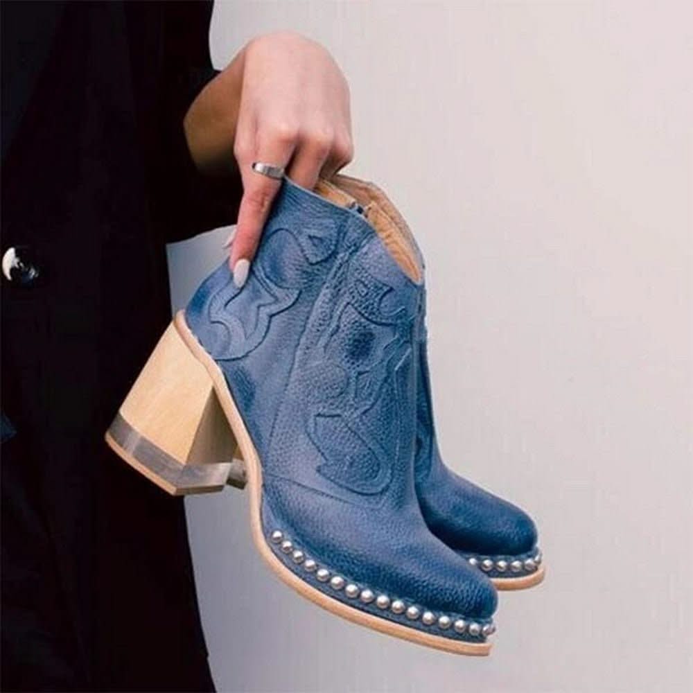AMALYNNE | Ankle boots with embossed detail