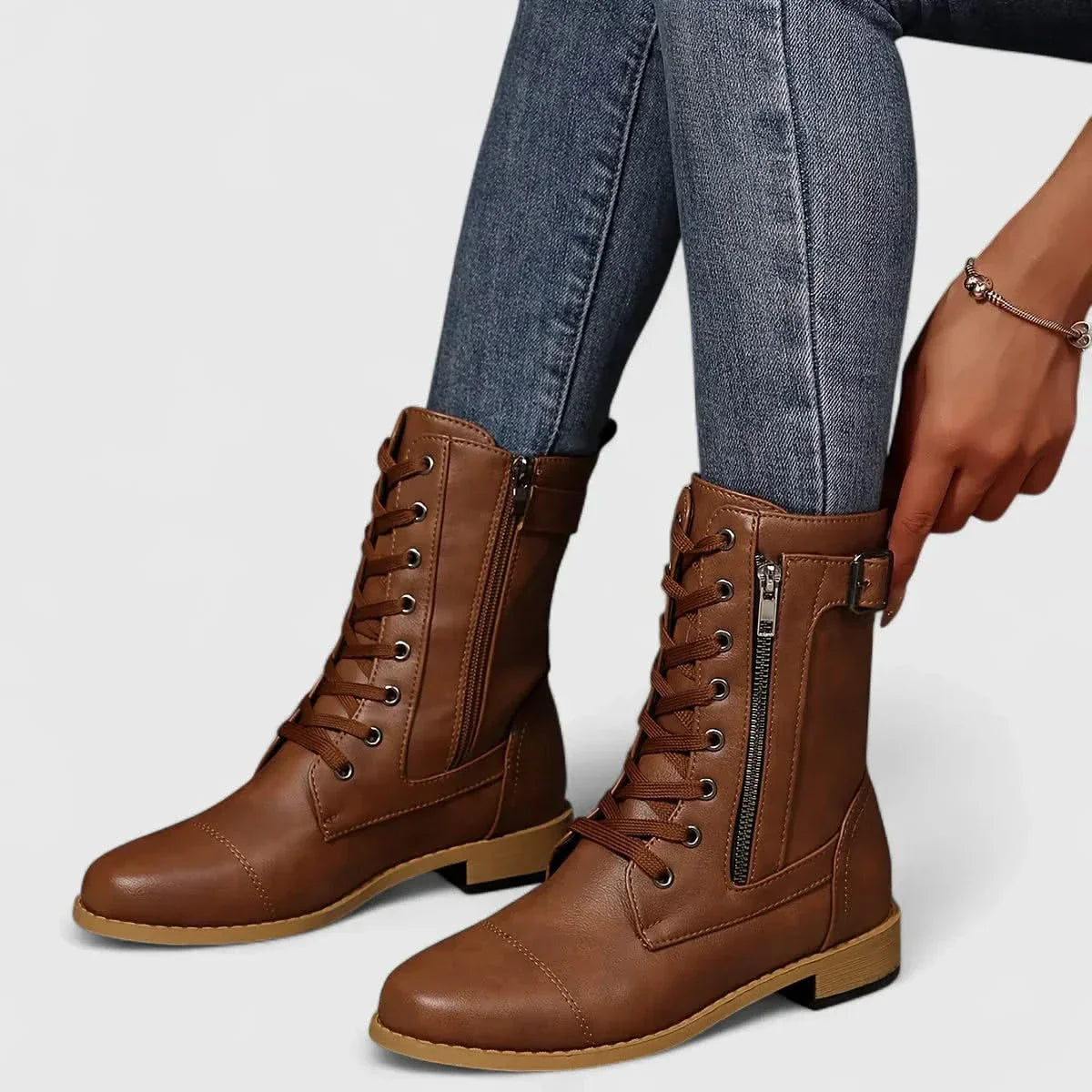 AINSWORTH | Leather boots with adjustable laces