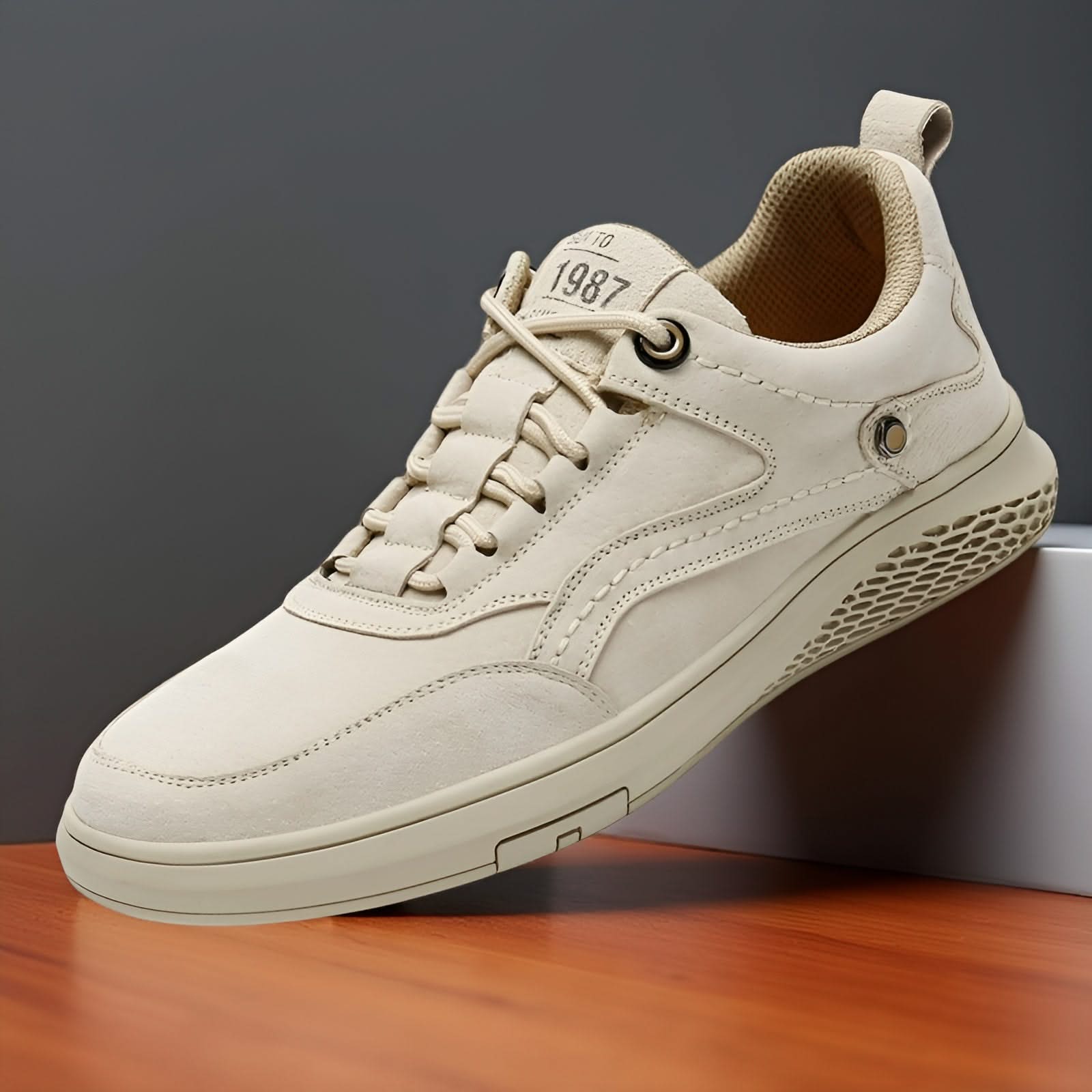 COLTON | Sneaker with suede upper